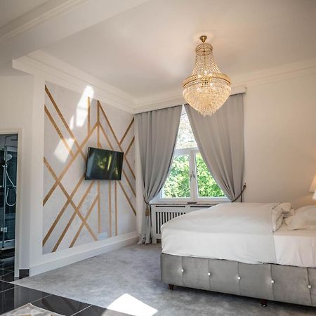 Villa Bowdy Niederzier Экстерьер фото