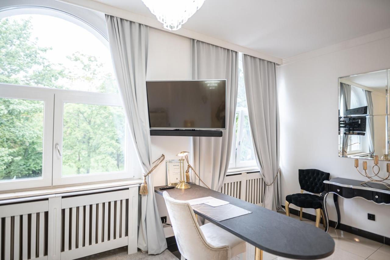 Villa Bowdy Niederzier Экстерьер фото