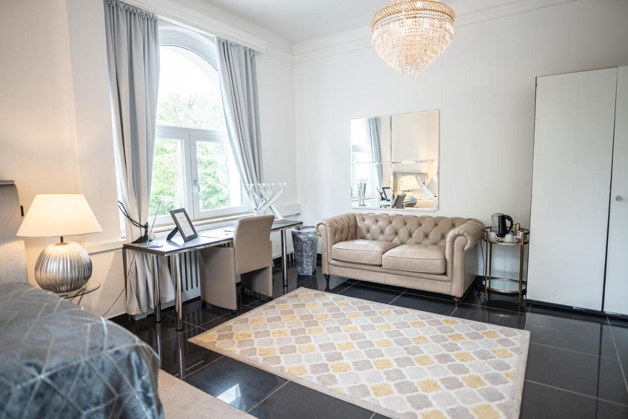 Villa Bowdy Niederzier Экстерьер фото